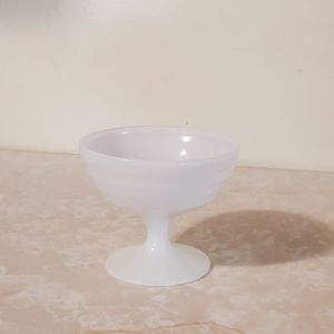 Set of 4 Vintage milk glass dessert glasses